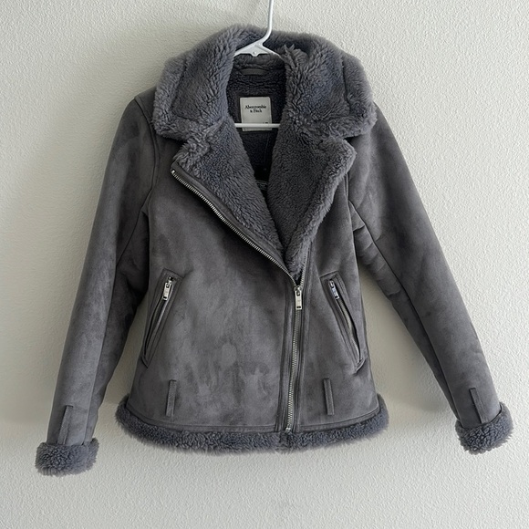 NWT Abercrombie & Fitch Suede Asymmetrical Zip Cozy Jacket - Picture 2 of 11